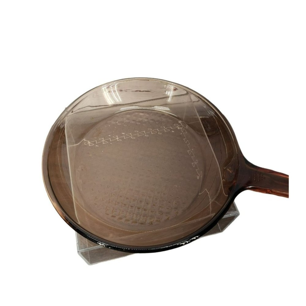 Corning Ware Vision 7 Inch Waffle Bottom Frying Pan Skillet Amber Glass France